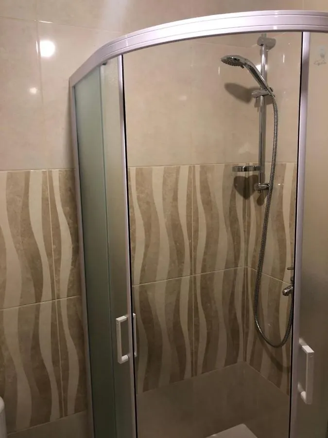 Nauki Apartment 162 Kiev